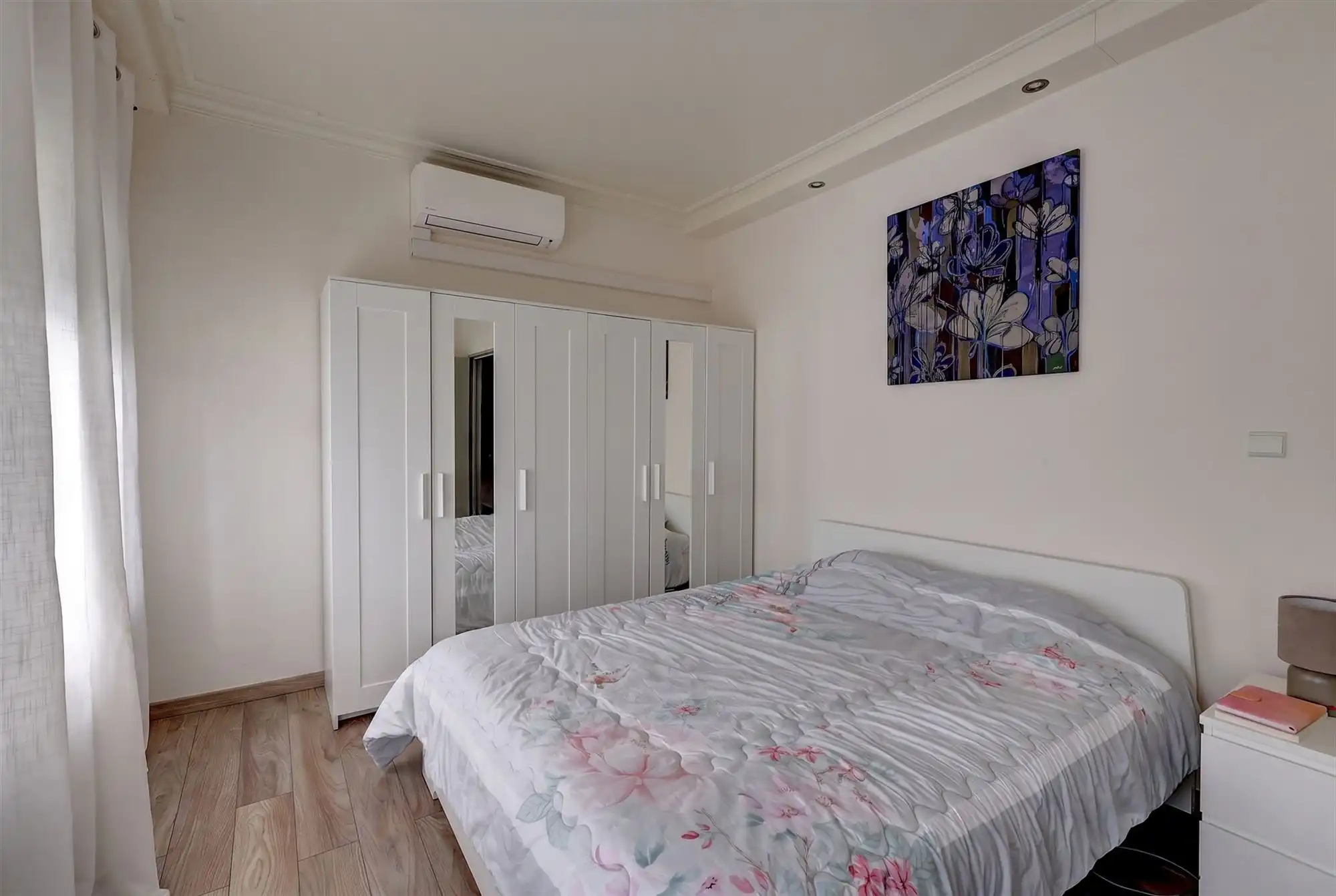 Lichtrijk appartement met twee slaapkamers in Kontich foto 6