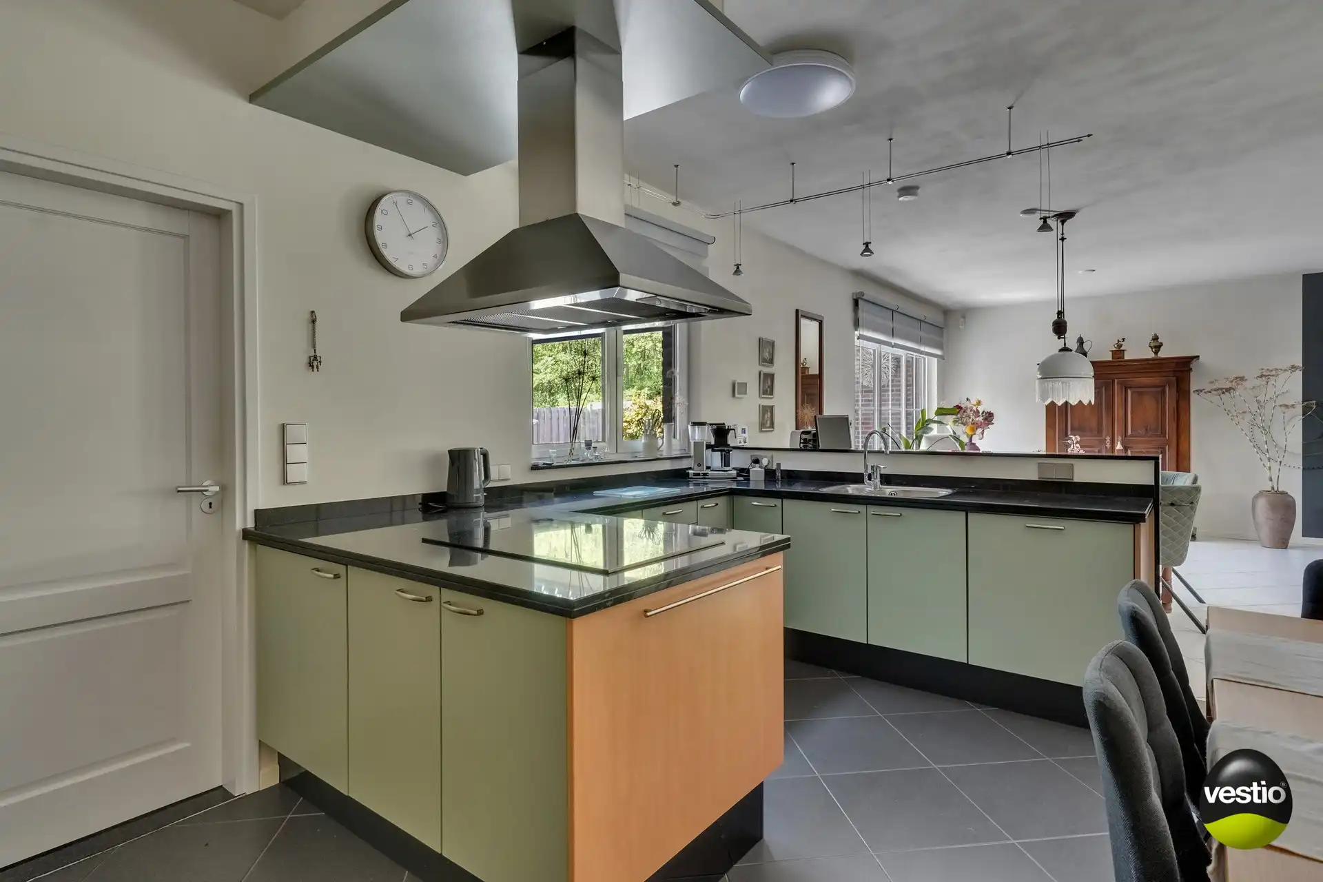 RUIM, ENERGIEZUINIG LANDHUIS GELEGEN TEGEN NATUURGEBIED foto 13