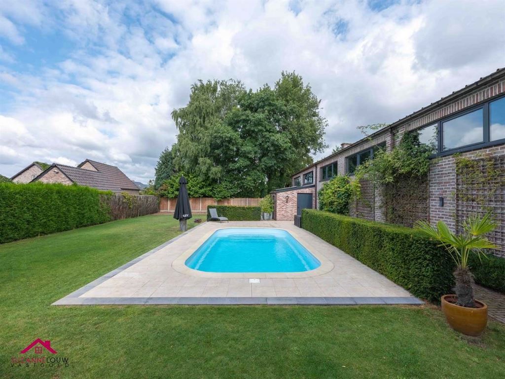Instapklare vrijstaande woning foto 12