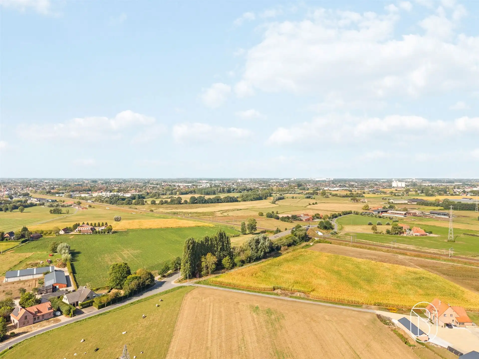 Prachtig gelegen karaktervolle hoeve met verzichten foto 20