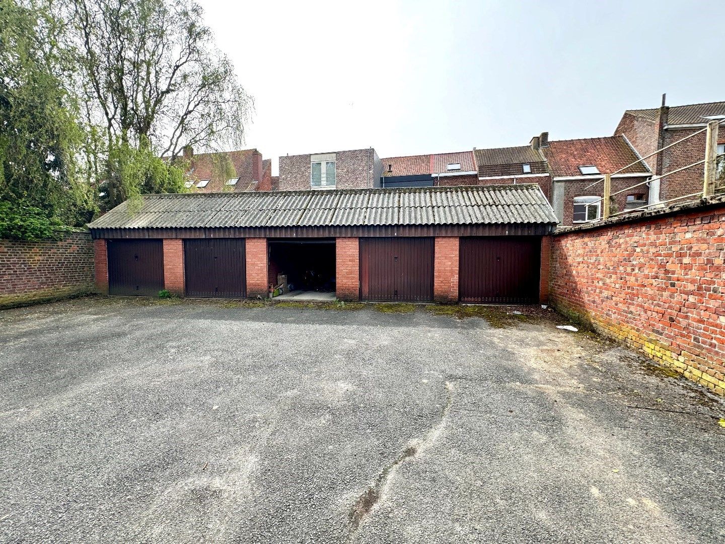 GARAGE IN HET CENTRUM OP 150M VAN DE GROTE MARKT foto 1