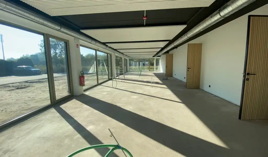 Magazijn te huur langs E34 in Turnhout foto 12