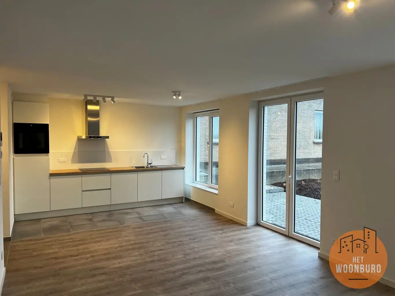 Nieuwbouw duplex met vrij beroepersruimte en 2 staanplaatsen foto 3