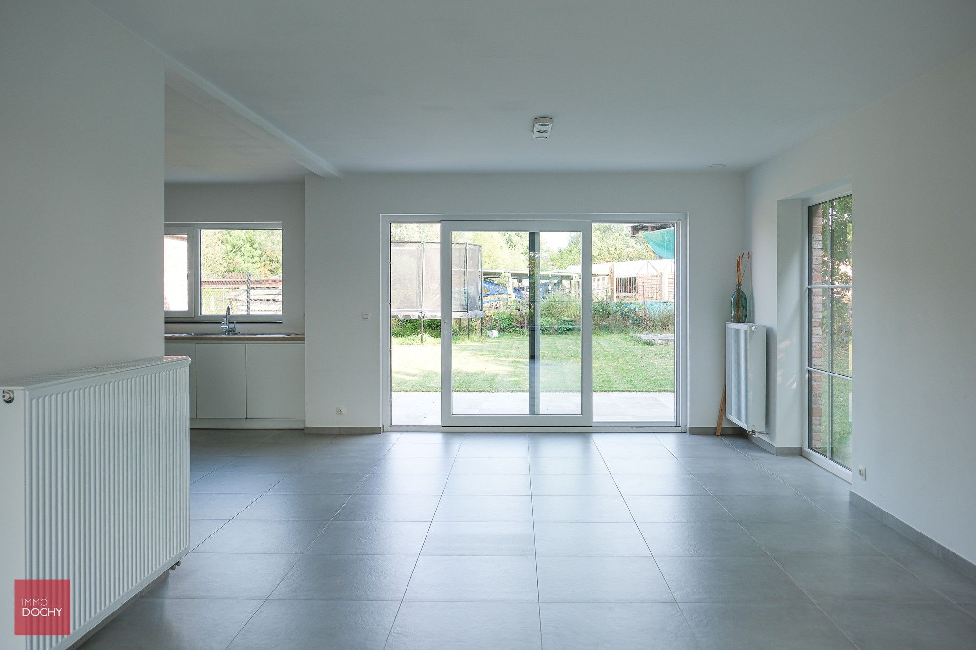 Recent gebouwde woning met 3 slaapkamers foto 3