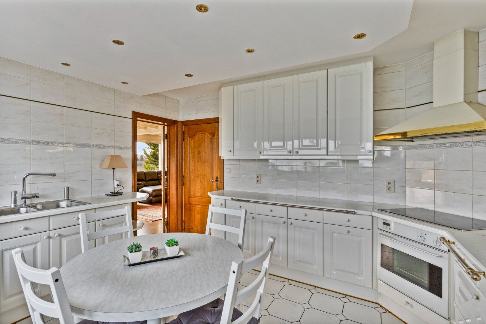 Goed gelegen charmante woning te Asse foto 5
