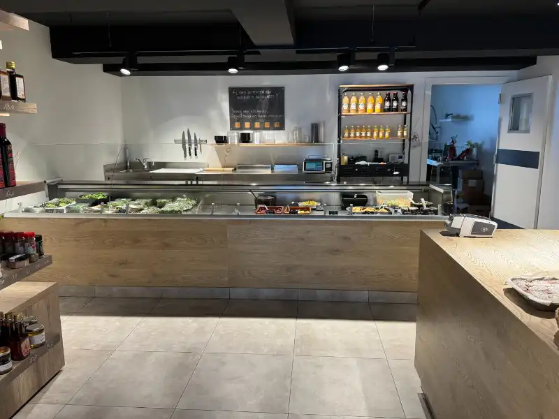 Handelspand te huur in hartje Brasschaat foto 4