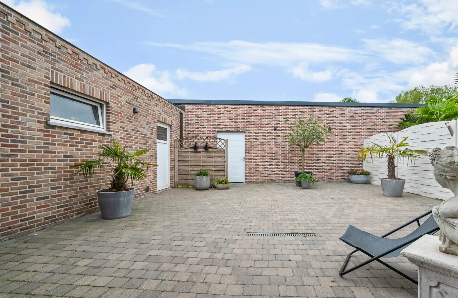 Halfopen bebouwing in topstaat foto 23