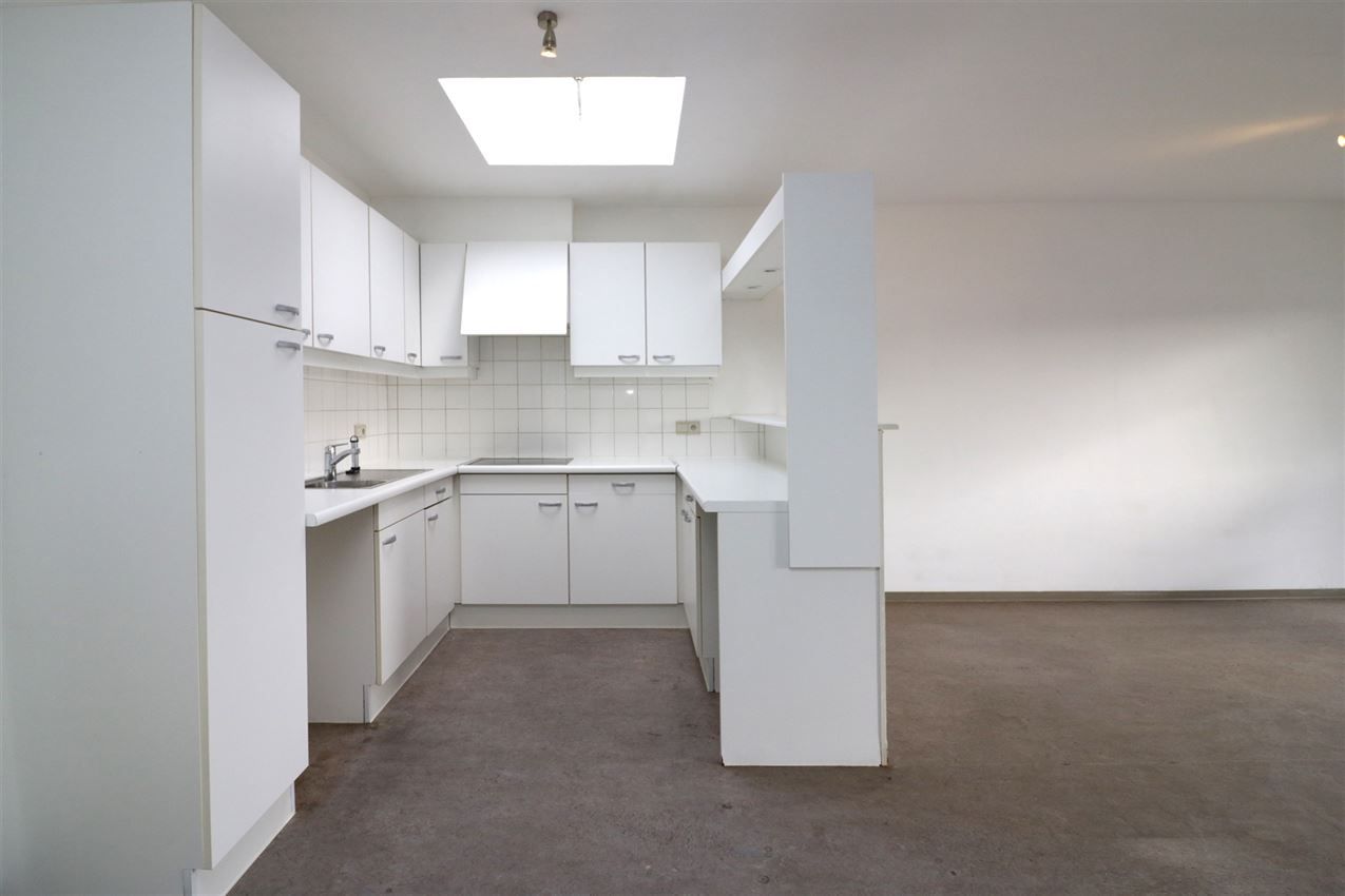 Appartement, twee slaapkamers, autostaanplaats in centrum foto 9