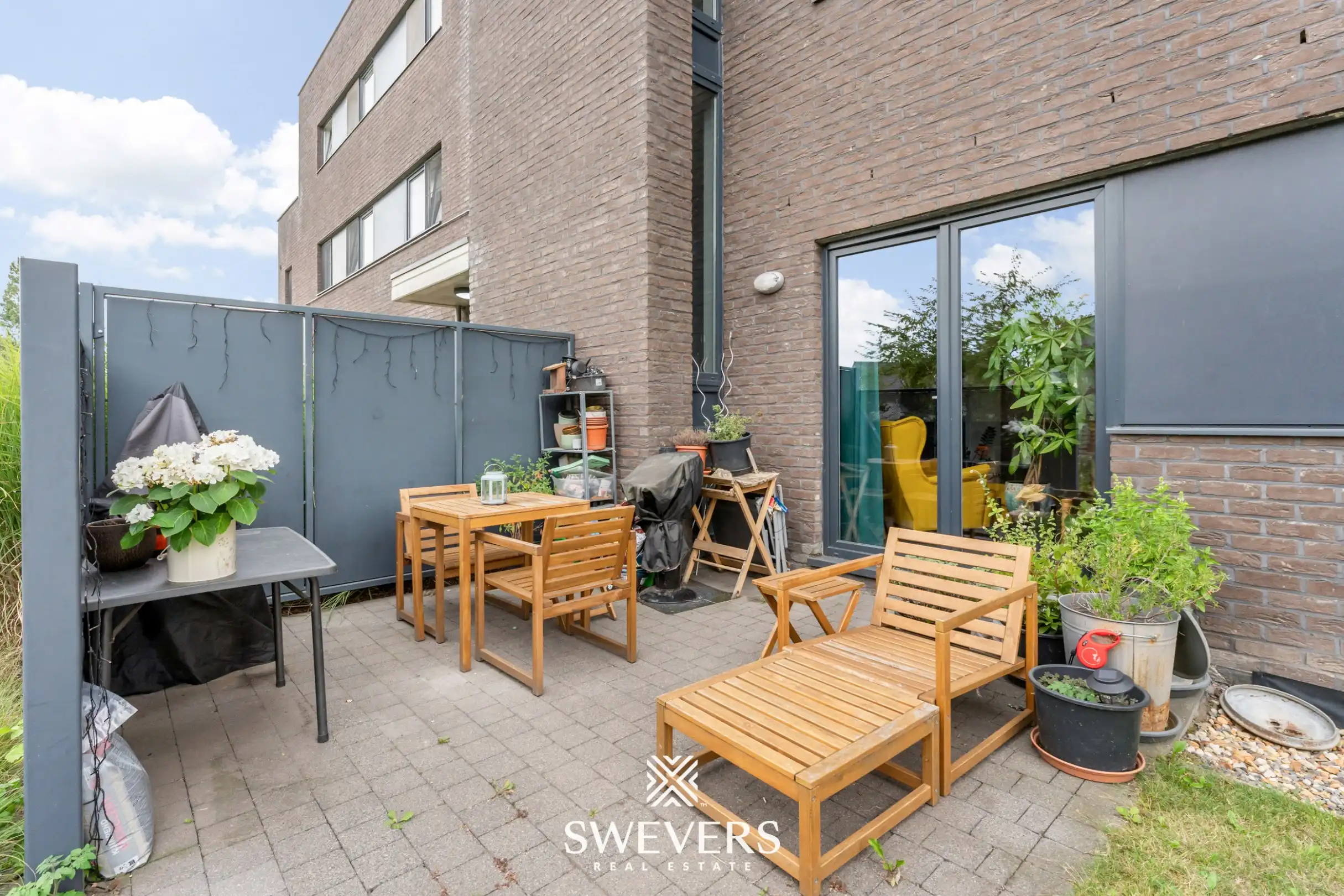 Instapklaar 1-slpk appartement mét terras op TOPlocatie te Hasselt foto 15
