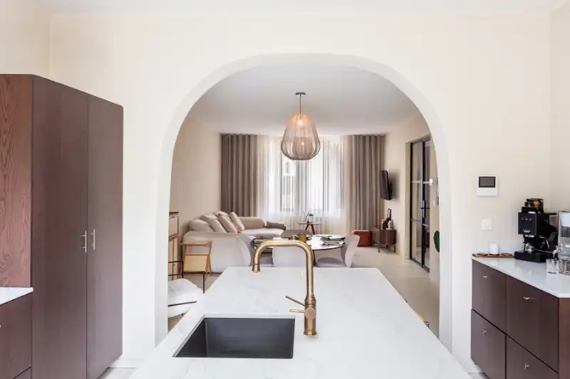 Prachtige woning met meerdere mogelijkheden, wonen en werken combineren of kangoeroewoning. foto 9