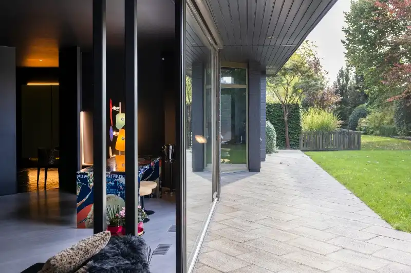 Unieke laagbouwwoning met volledige privacy in Lendelede foto 11