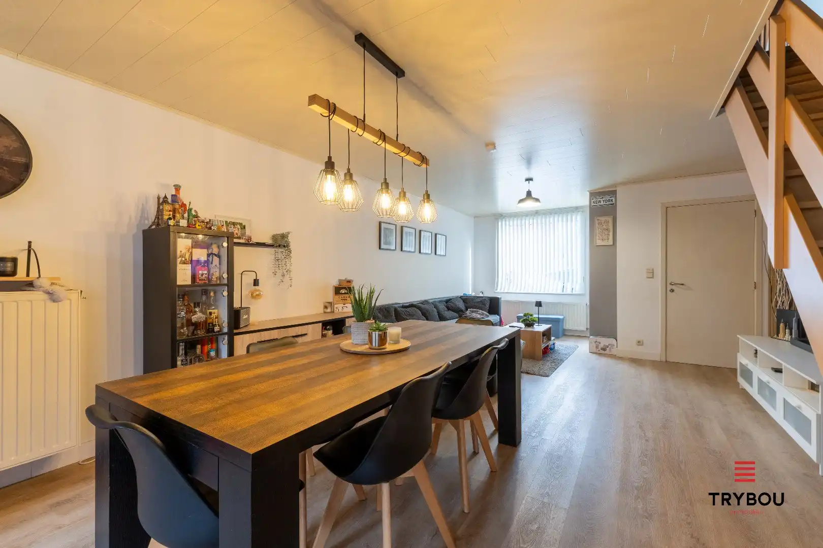 Instapklare woning met 3 slaapkamers, garage en tuin foto 5