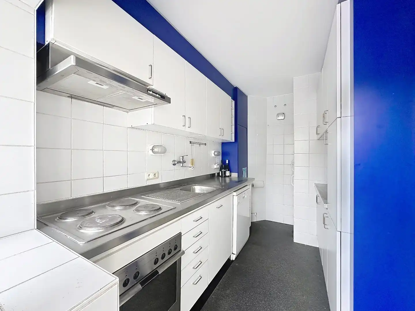 Karaktervol hoekpand met garage op toplocatie in Kessel-Lo! foto 14