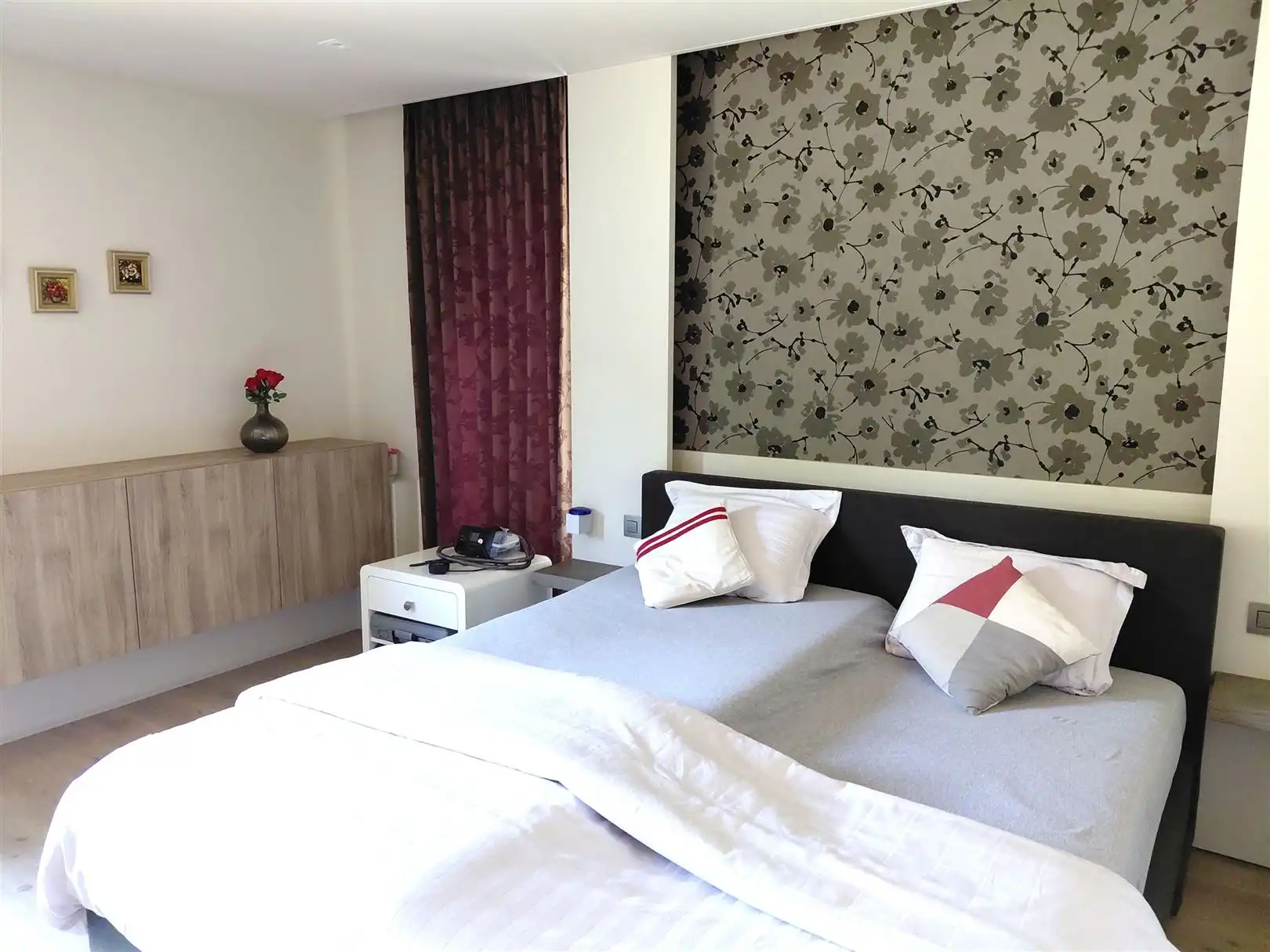 TE HUUR: Ruim appartement met 2 slaapkamers te Lummen! foto 8