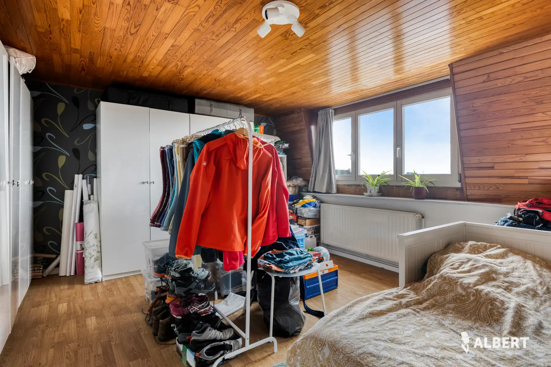 Opgrefriste opbrengsteigendom met 2 appartemente in Roosdaal foto 14