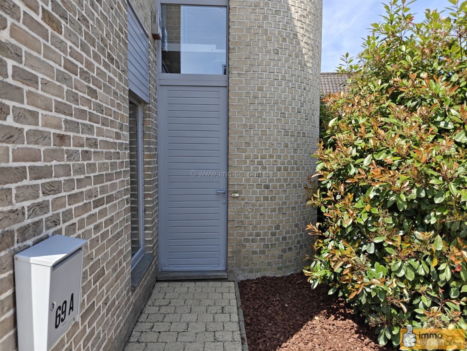 TERNAT: Halfopen bebouwing met dubbele garage foto 3