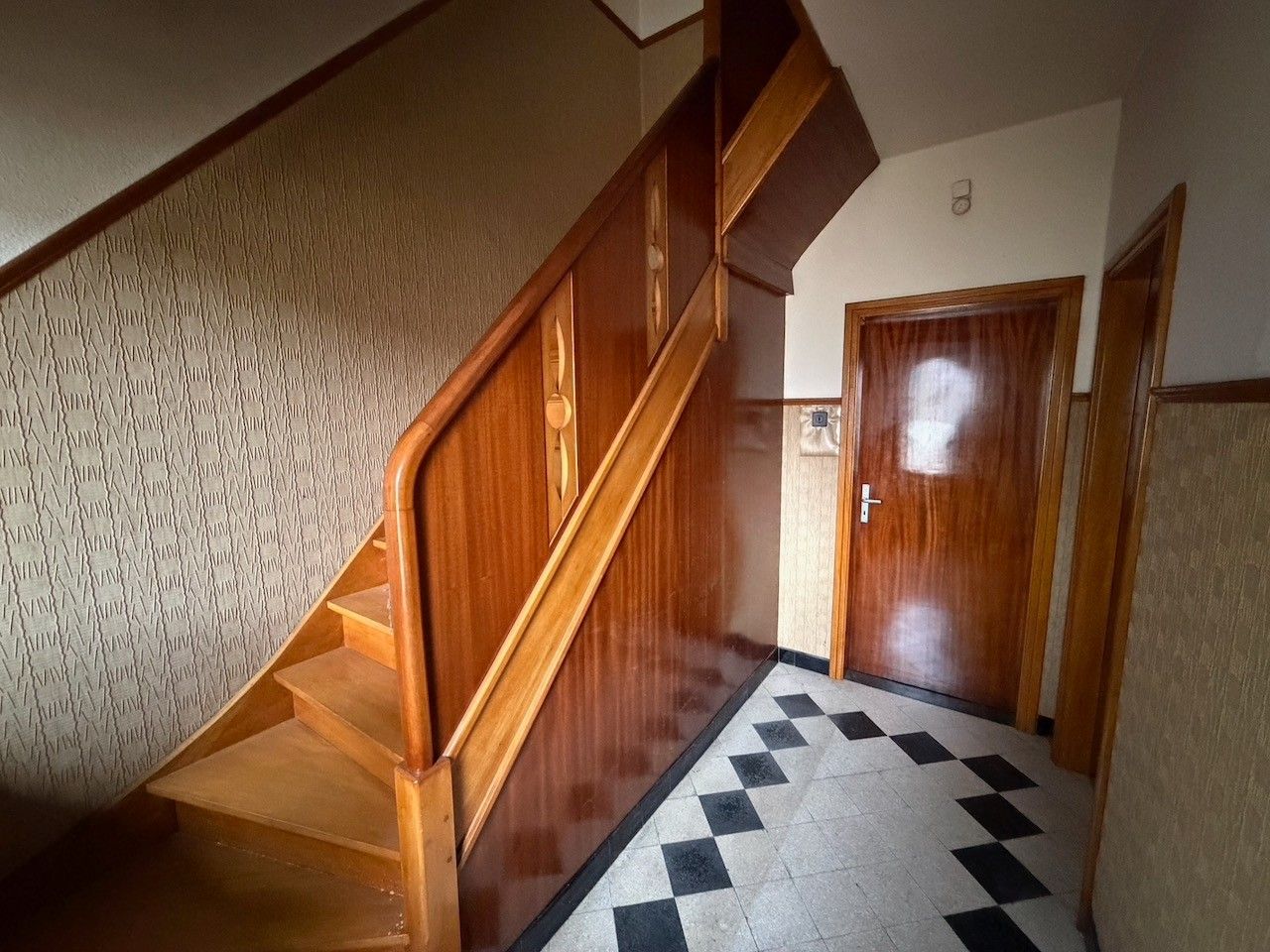 Genk-Bret, Bonderstraat 49: Te renoveren woning met charme en potentieel op een perceel van 8a 05ca. foto 7