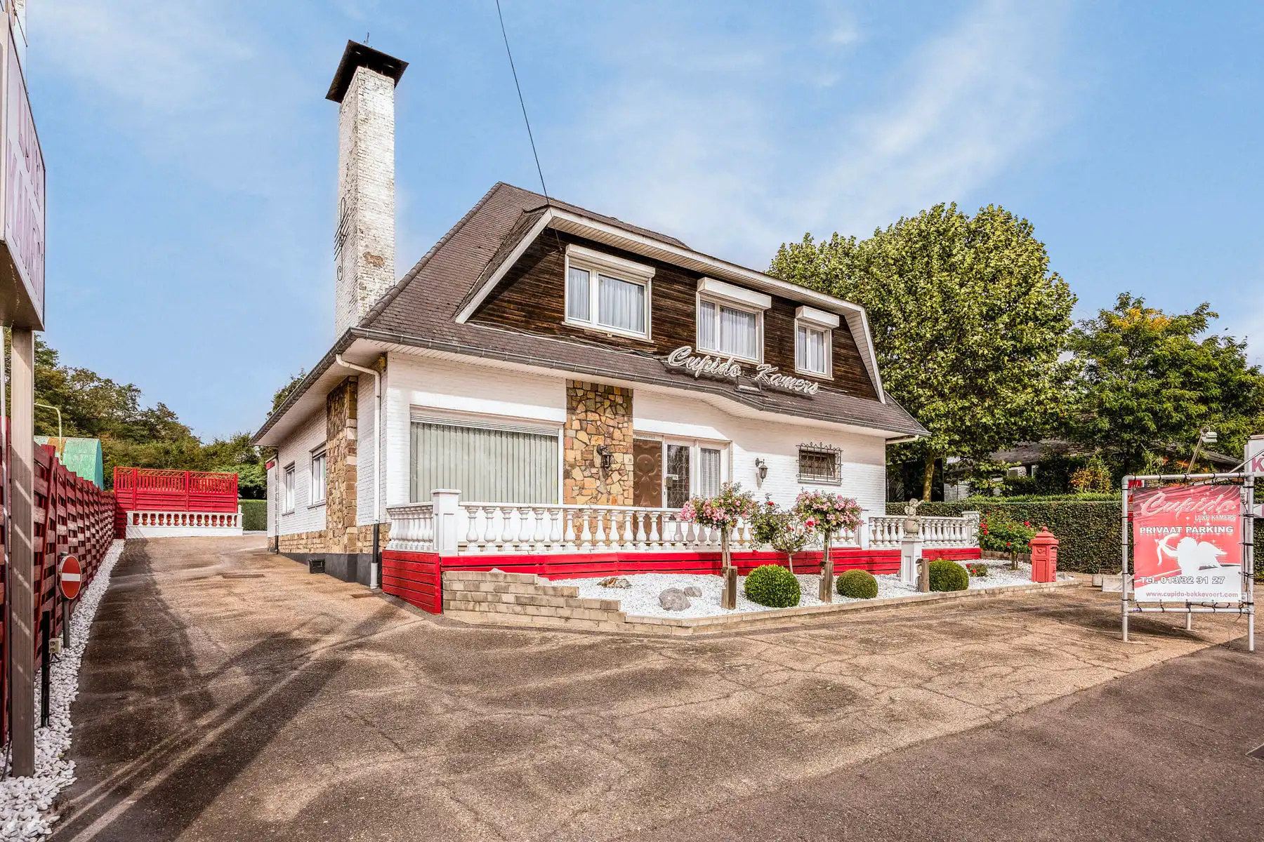 WONING MET 9 KAMERS en 9 BADKAMERS foto 45