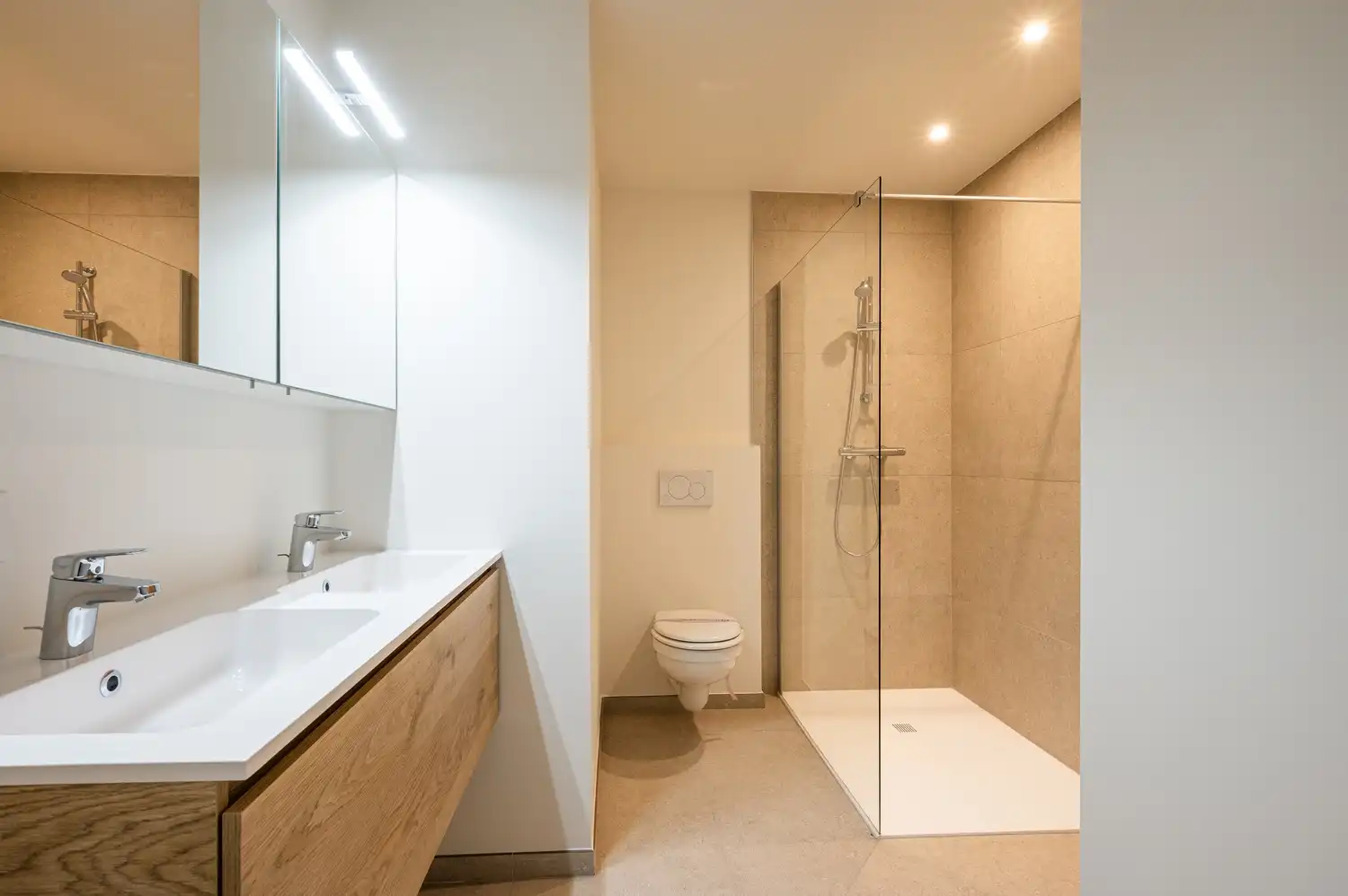 Nieuwbouw duplex appartement in het centrum van Eeklo - 6% BTW MOGELIJK ! foto 17