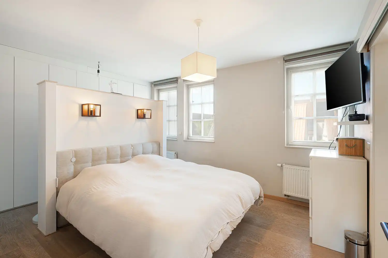 Ruime gezinswoning met 3 slaapkamers, garage  en tuin foto 13