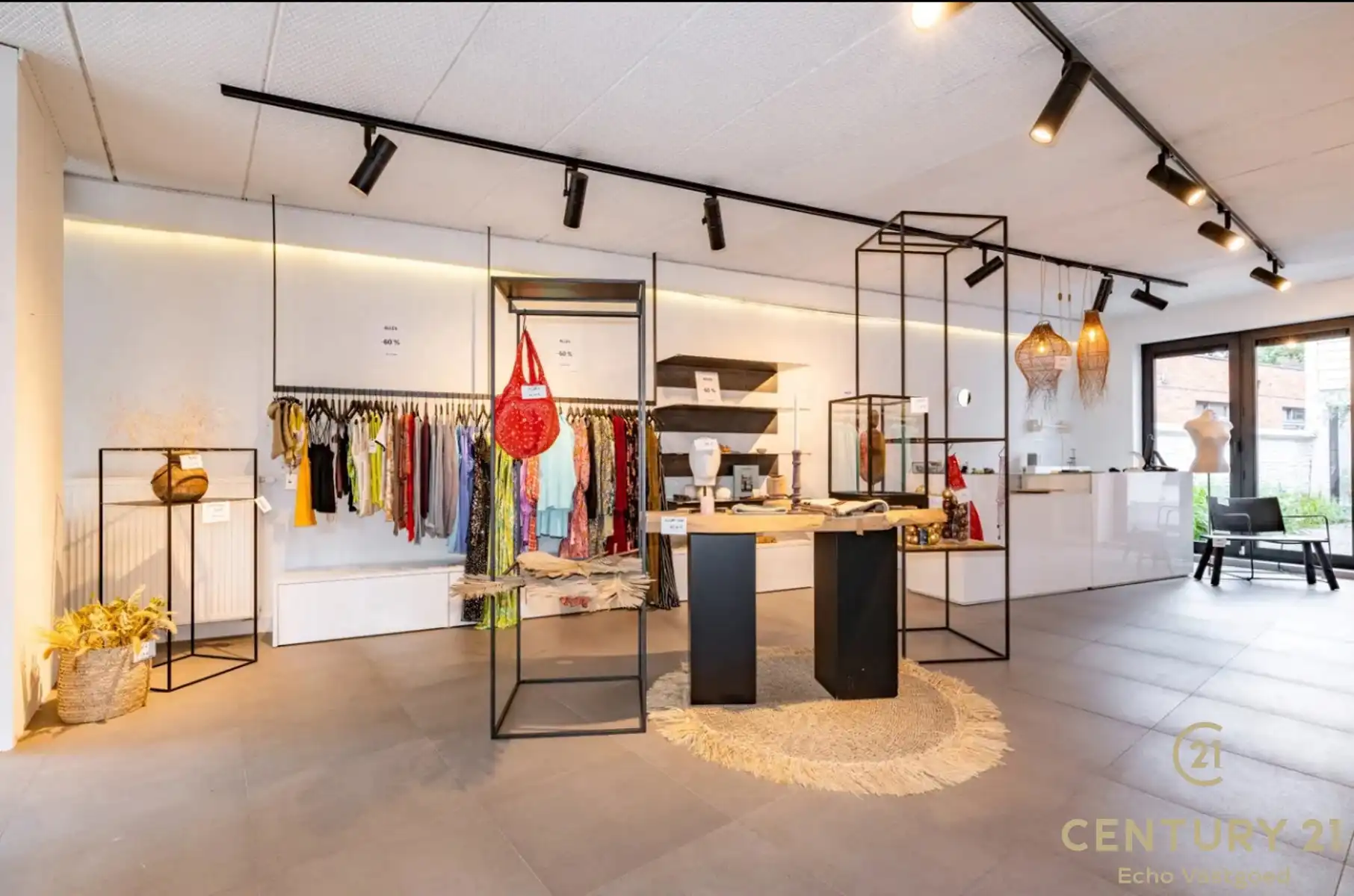 Instapklare handelsruimte in hartje Oud-Turnhout foto 5