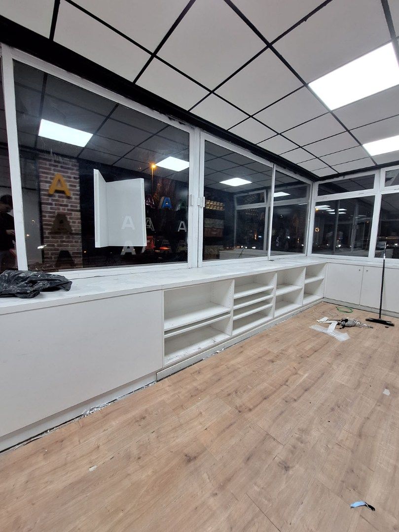 Perfect gelegen kantoorruimte te Heusden-Zolder foto 4