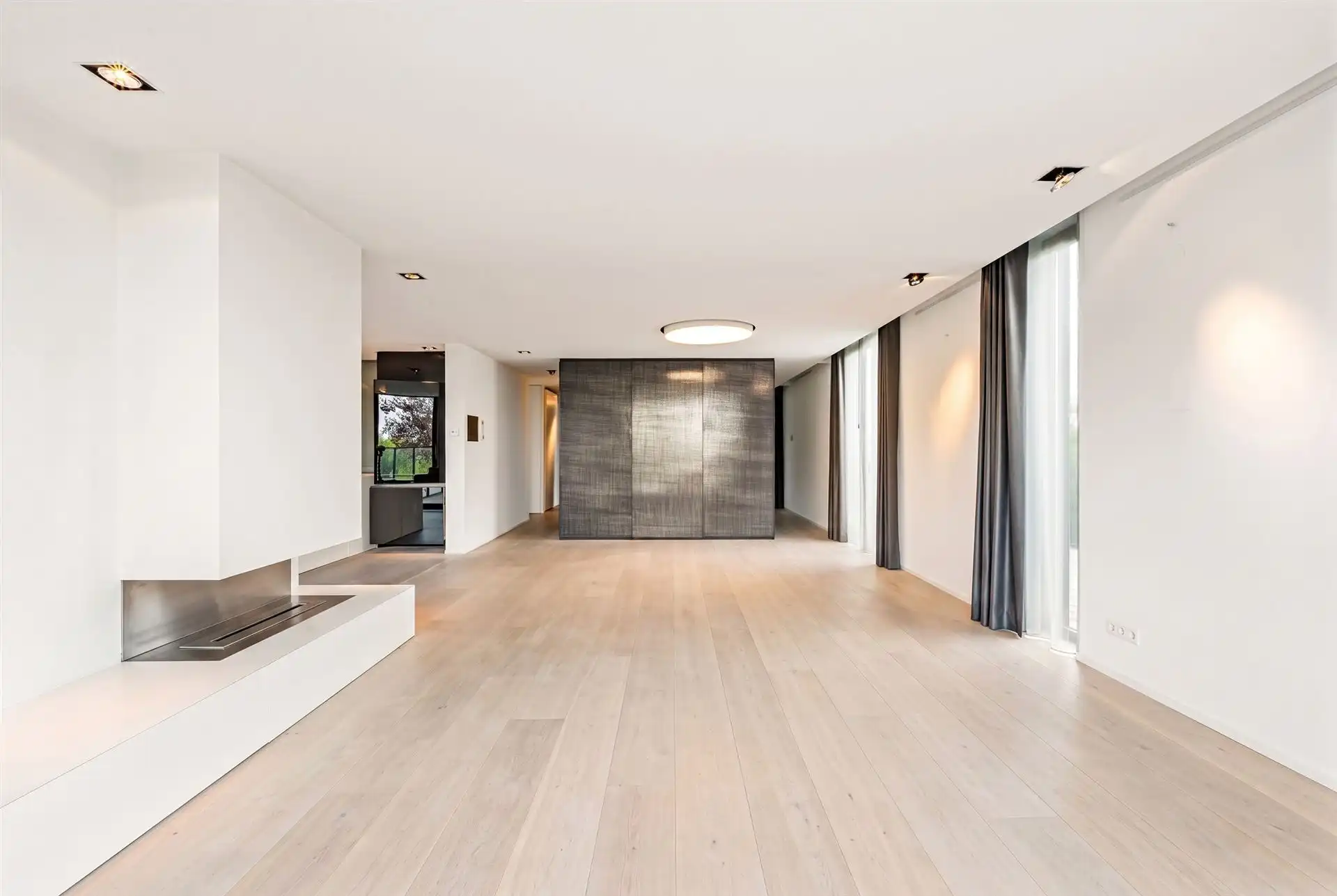 Topgelegen lichtrijke penthouse met prachtig terras foto 7