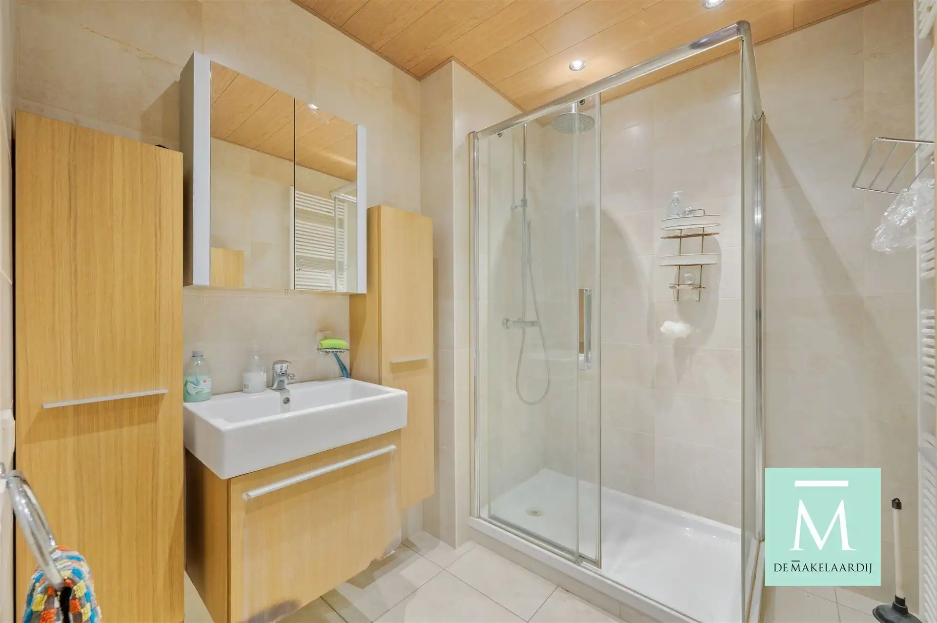 Ruim appartement met 2 slaapkamers en terras in Merksem foto 13