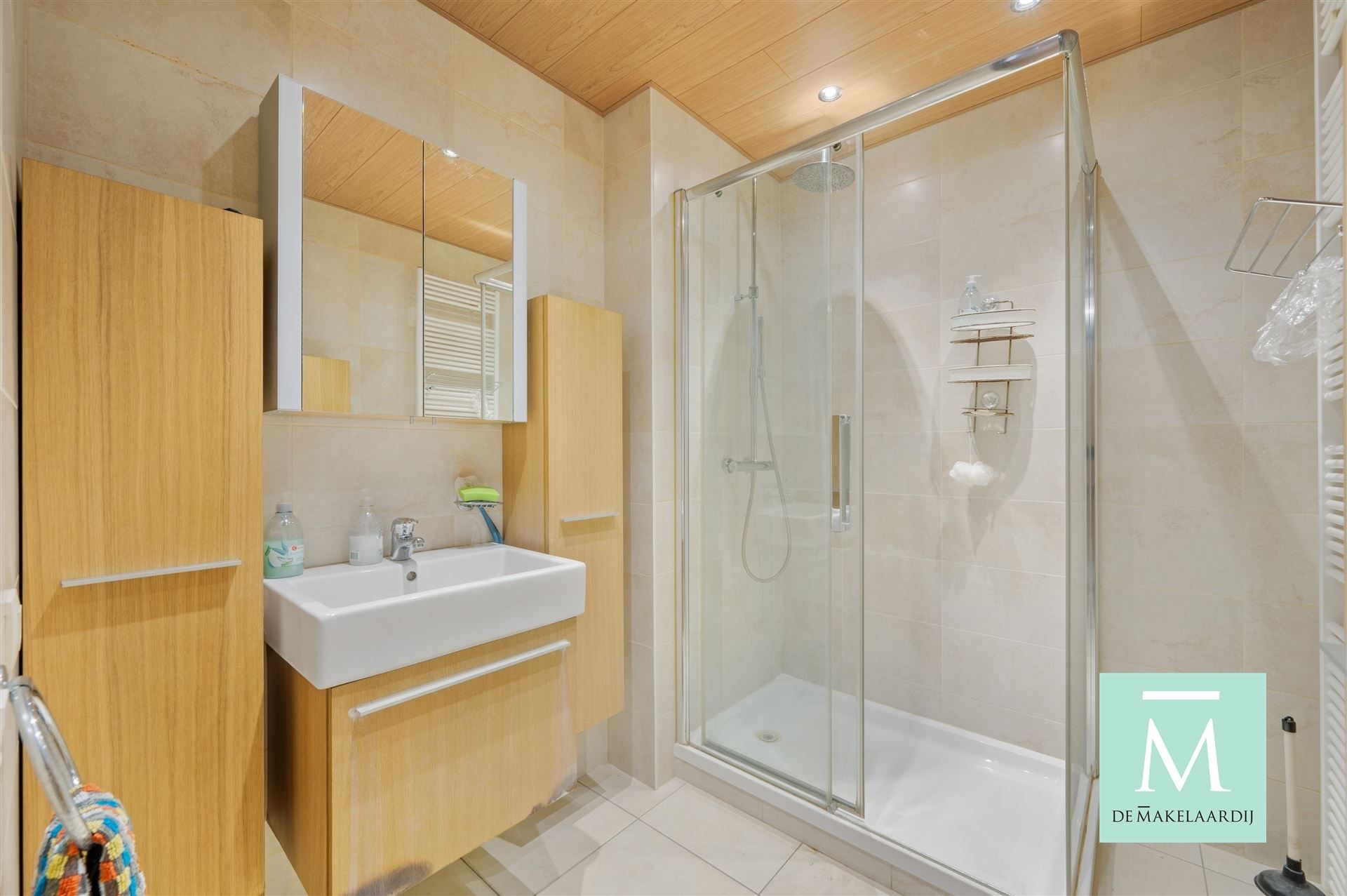 Ruim appartement met 2 slaapkamers en terras in Merksem foto 13