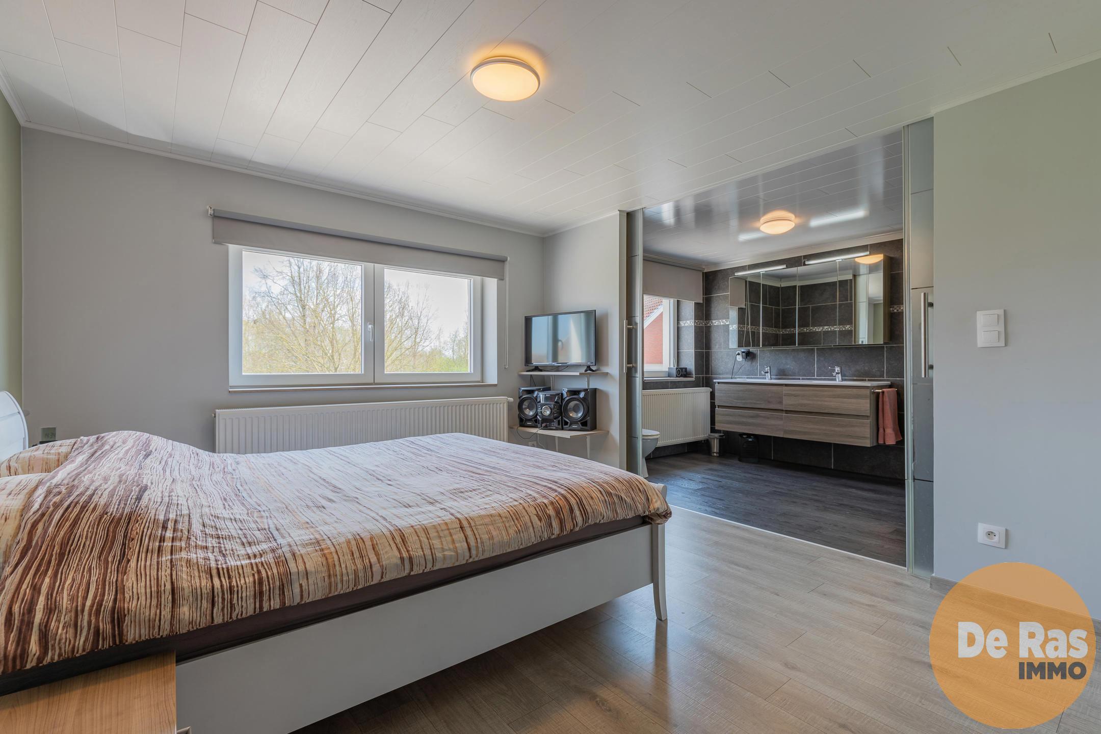 ZONNEGEM - Instapklare woning met zonneterras foto 9