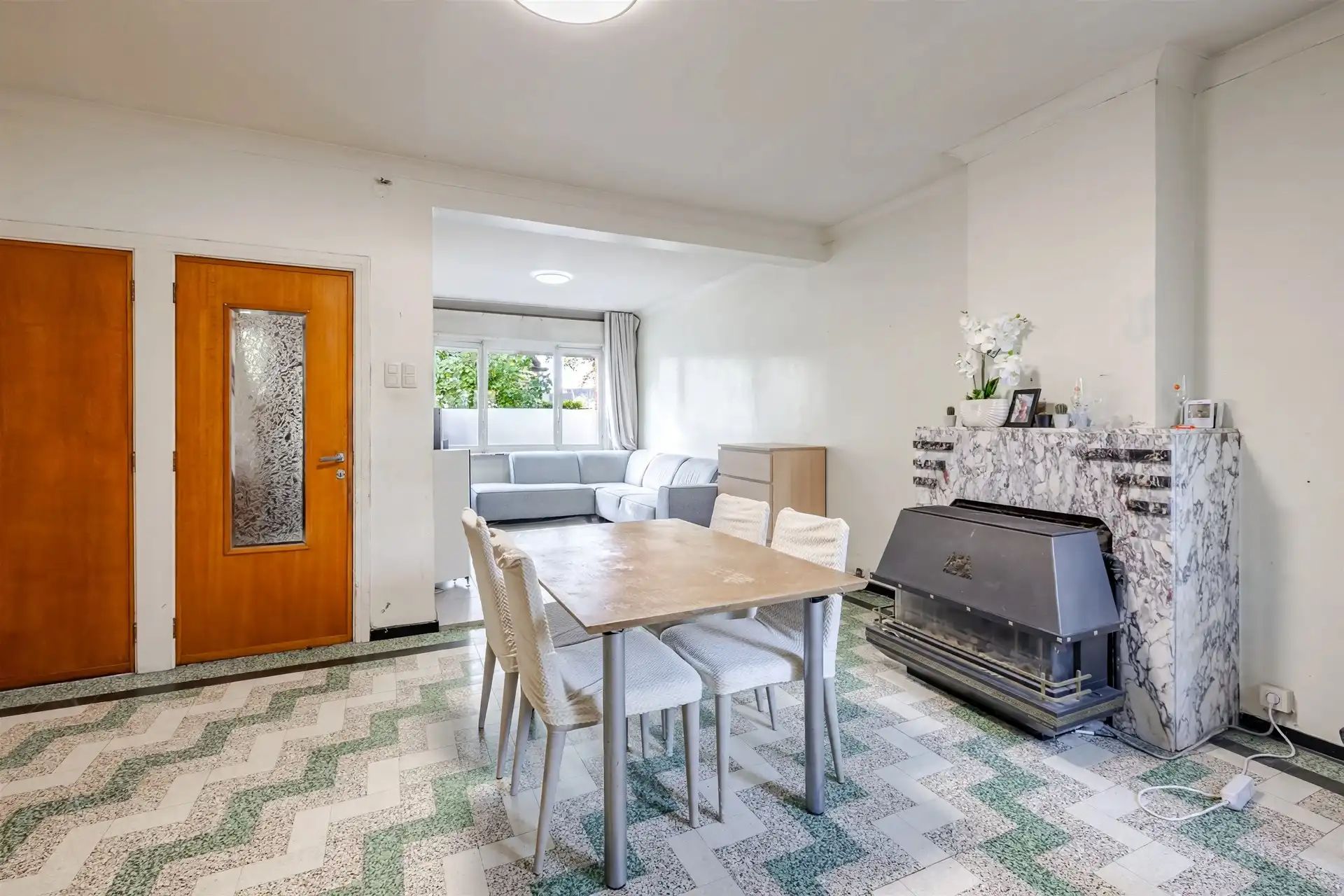 te renoveren woning met 3 slaapkamers foto 2
