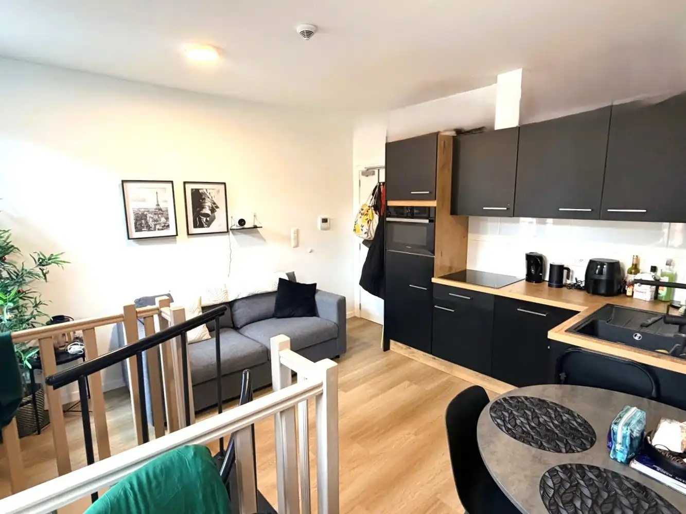 Vernieuwbouw - gemeubelde duplex-studio centrum Heverlee foto 3