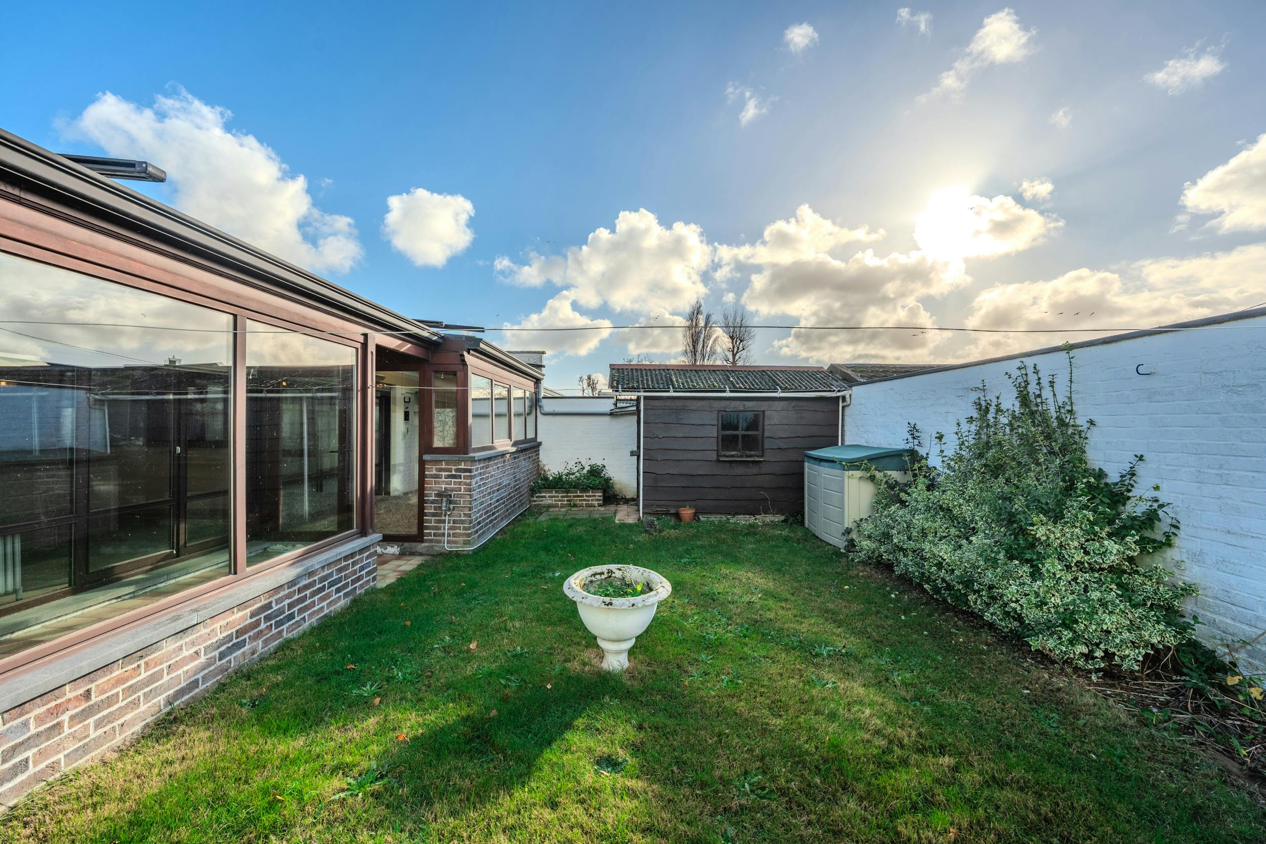 Bungalow met zonnige tuin te koop te Westende! foto 11