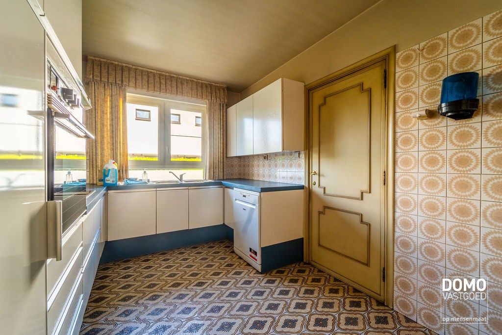 Karaktervolle woning - ruim, zonnig en centraal gelegen. Begint jouw nieuwe thuis hier? foto 14