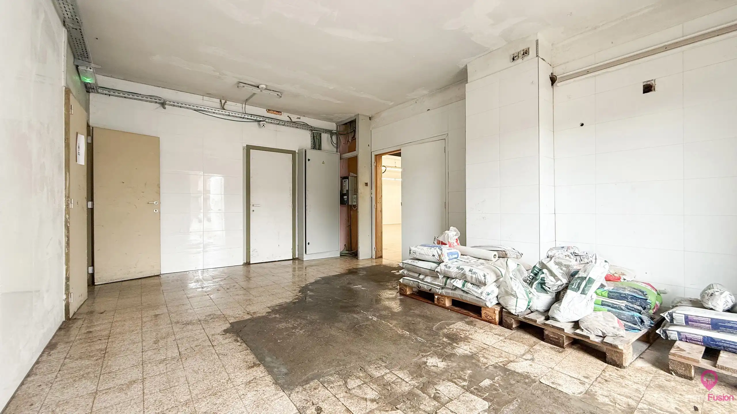 Multifunctioneel handelspand met 2 vergunde studio’s! foto 22