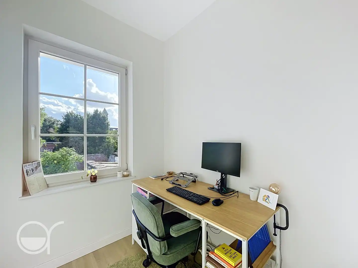 Zeer nette woning met 2 slaapkamers te Sint-Amandsberg foto 8