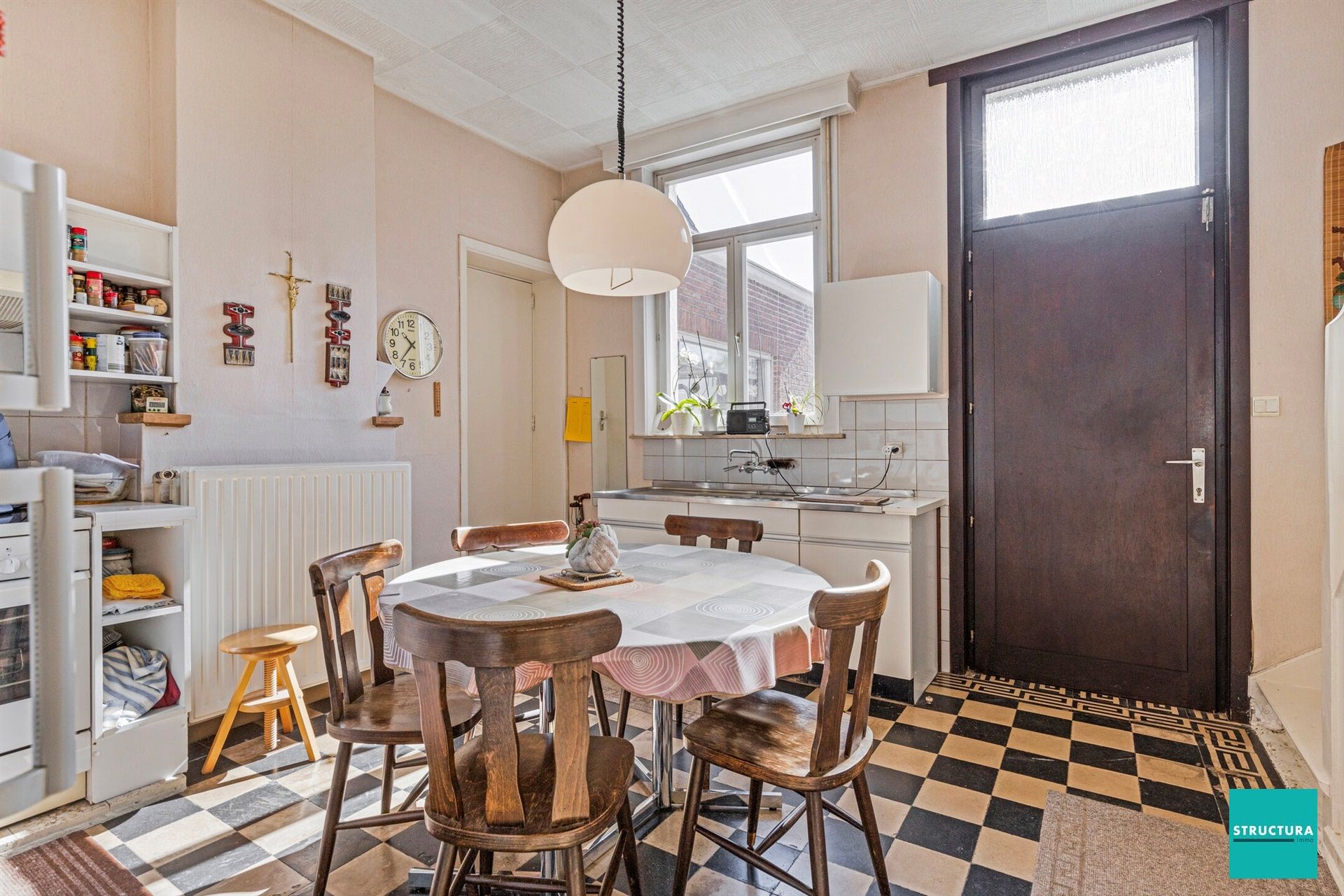 Woning met 5 kamers op terrein van 14a76ca foto 5