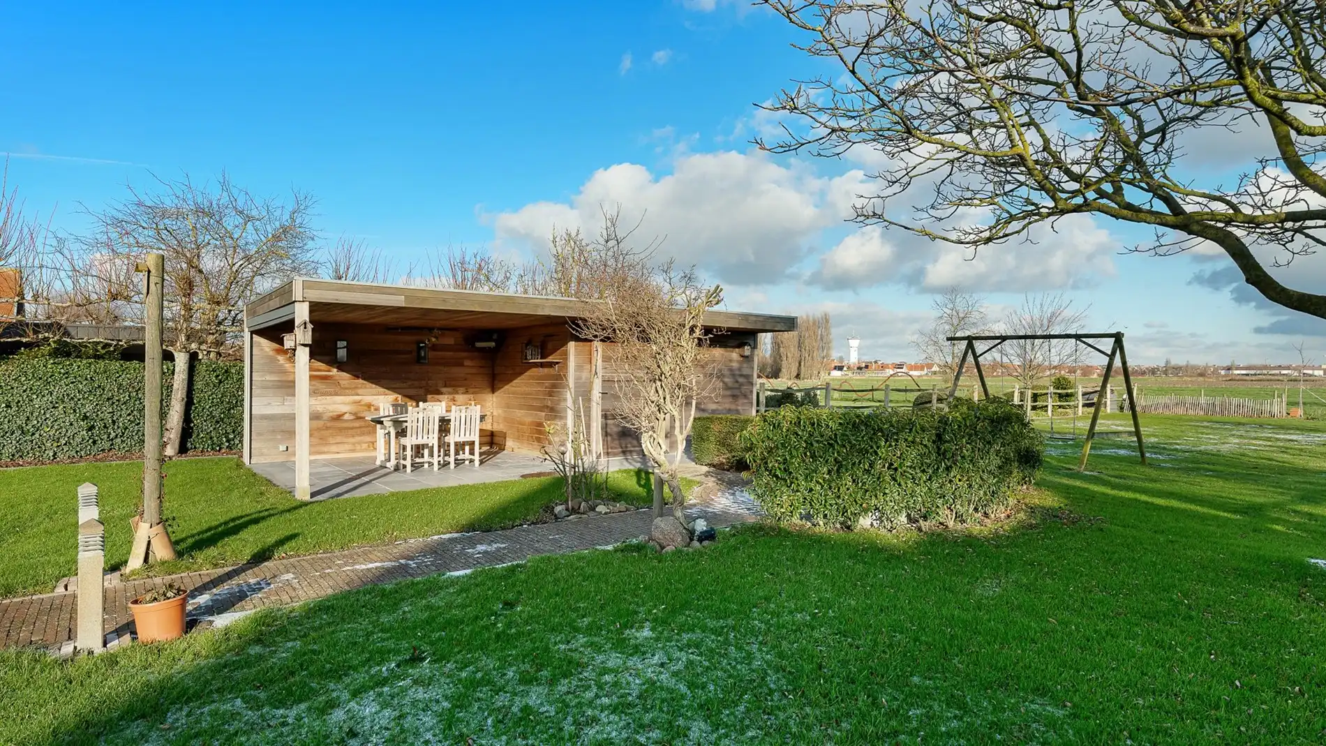 Rustig gelegen villa met grote tuin te Heist foto 13