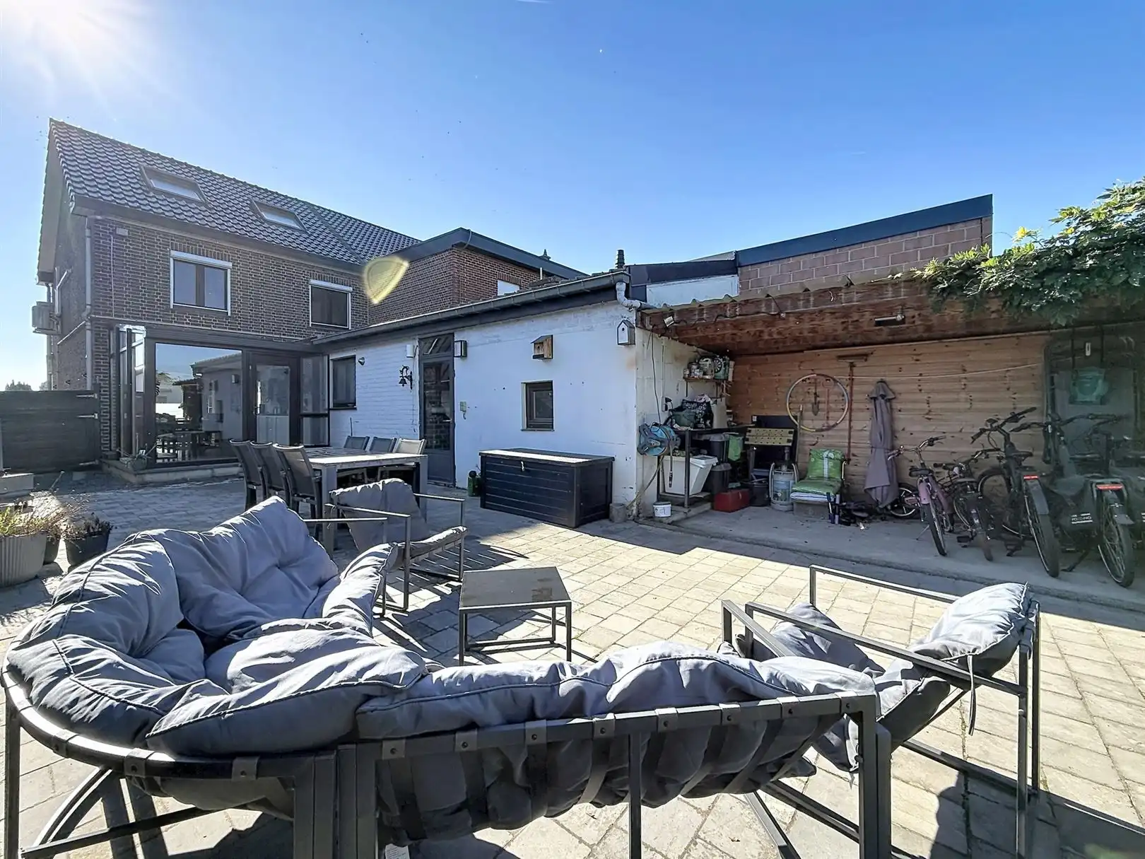 Ruime gerenoveerde HOB, 4 slpks, terras, tuin,  foto 3