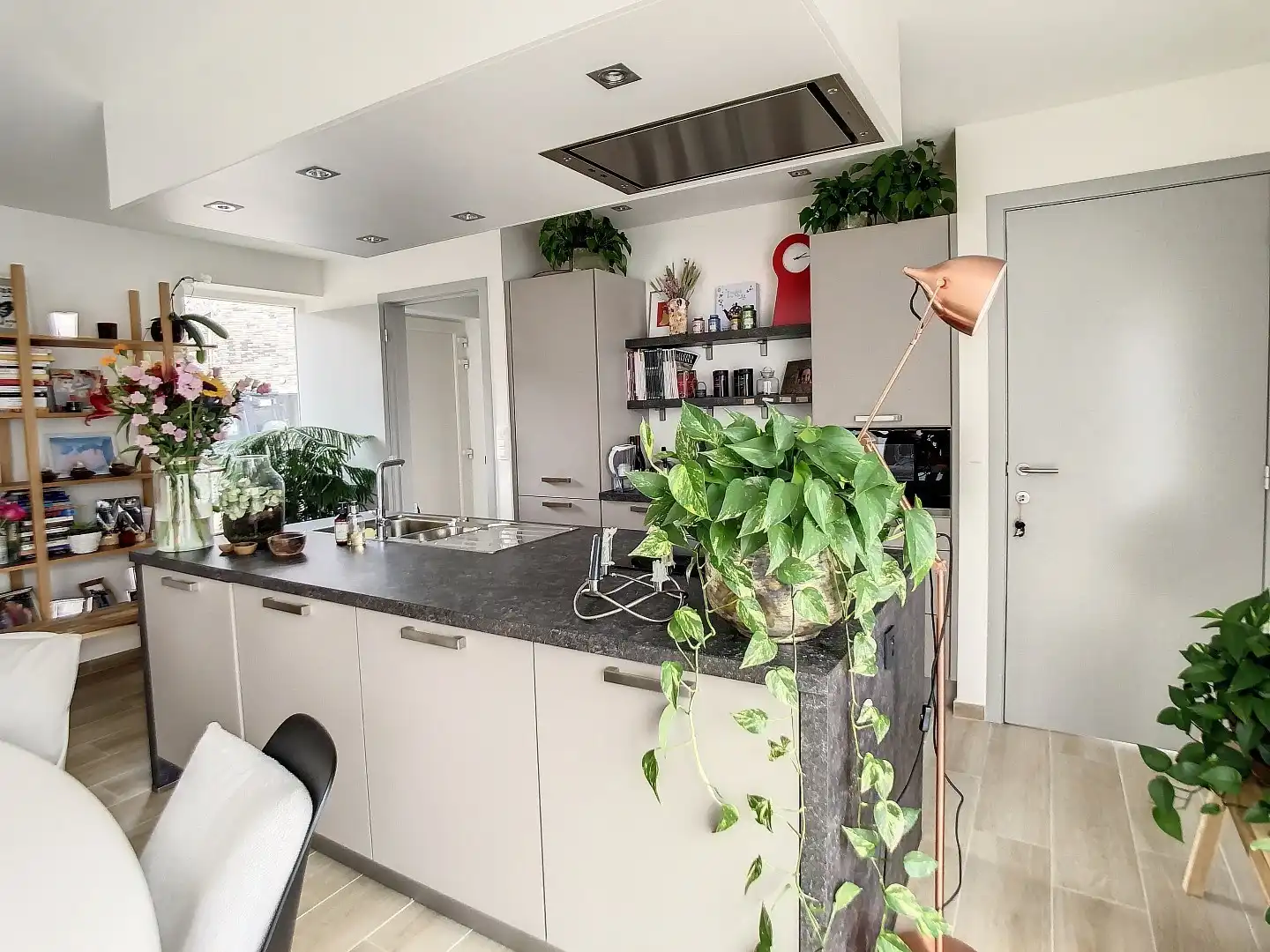 Woning met 3 slaapkamers, berging, carport en tuin te 's Gravenvoeren foto 4