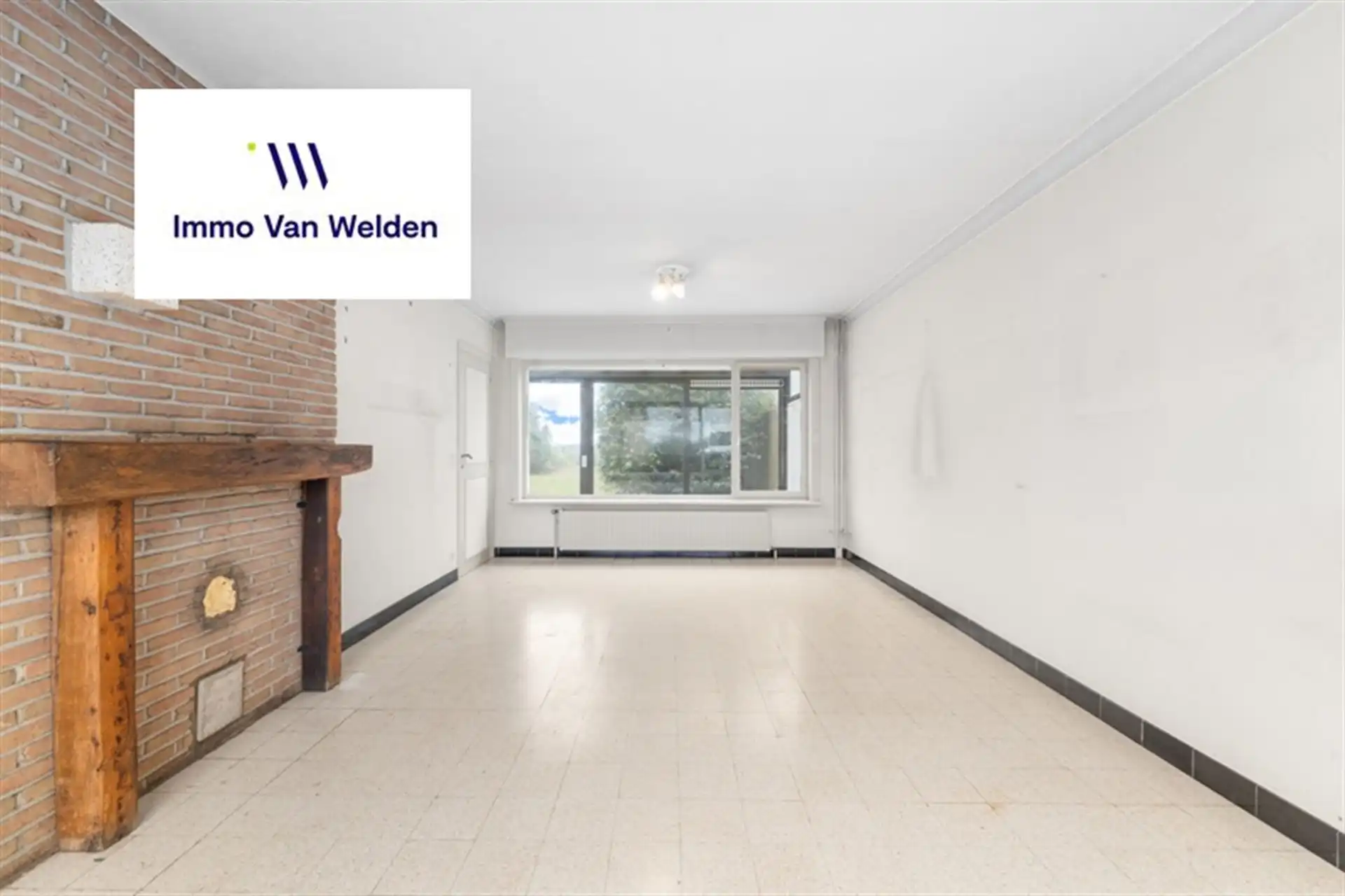 Te renoveren halfopen woning met garage en tuin in landelijke omgeving te Wortegem-Petegem. foto 10