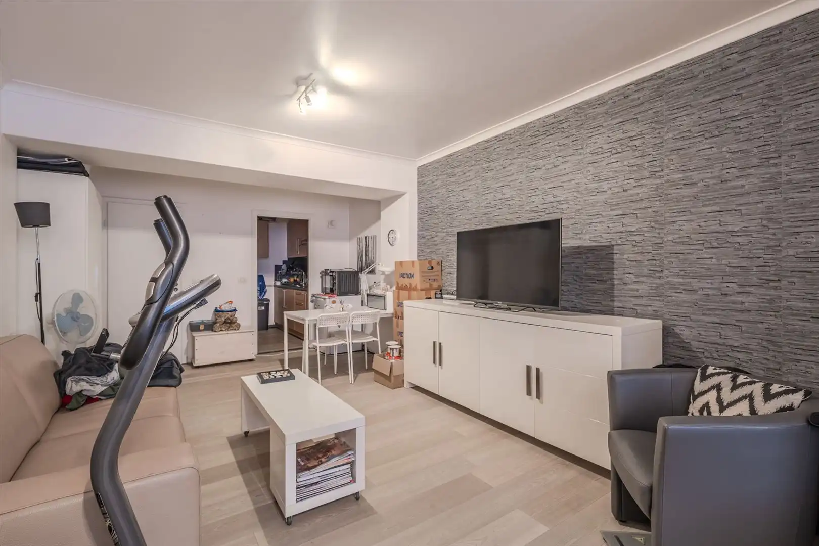 handelspand met woonst foto 32