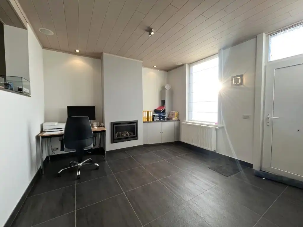 Ledegem - Instapklare halfopen woning foto 3