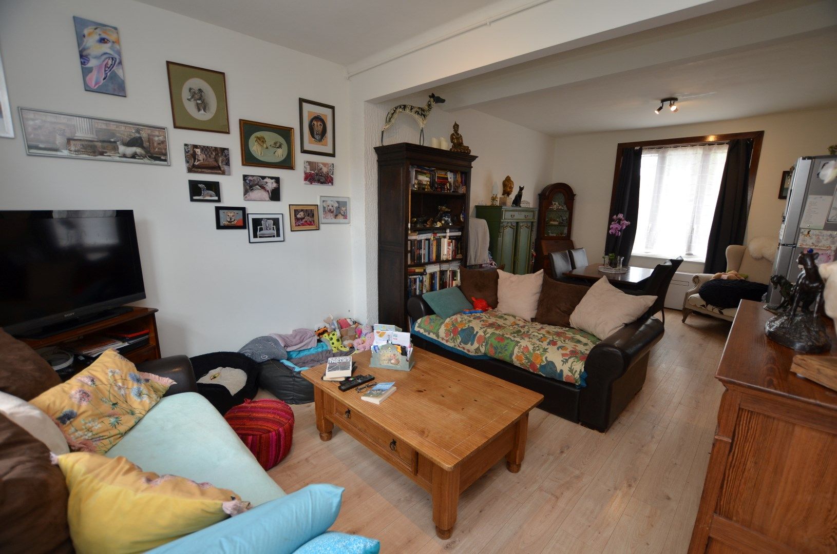 Instapklaar ruim woonhuis foto 3