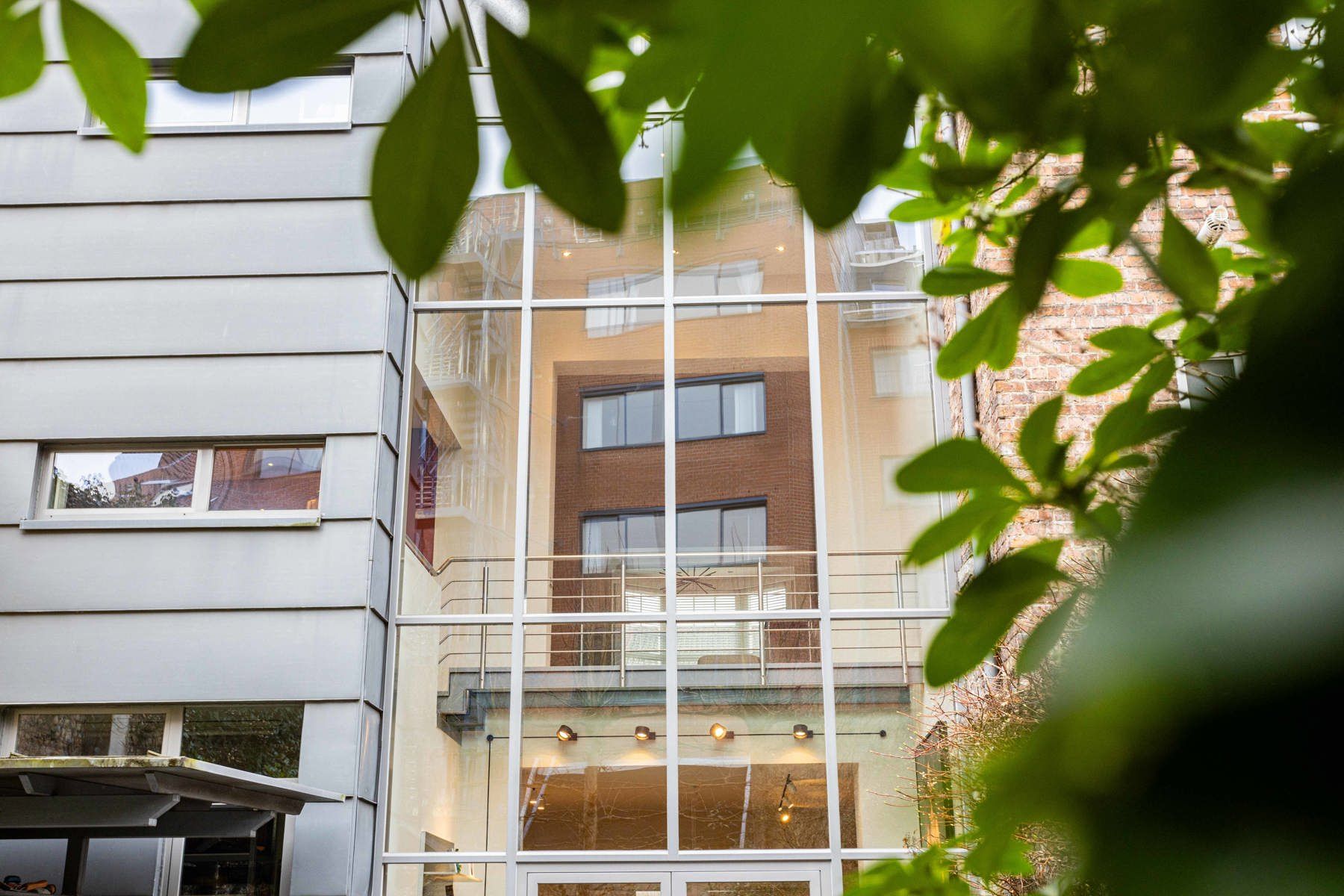 Prachtige herenwoning nabij station te Gent foto 4