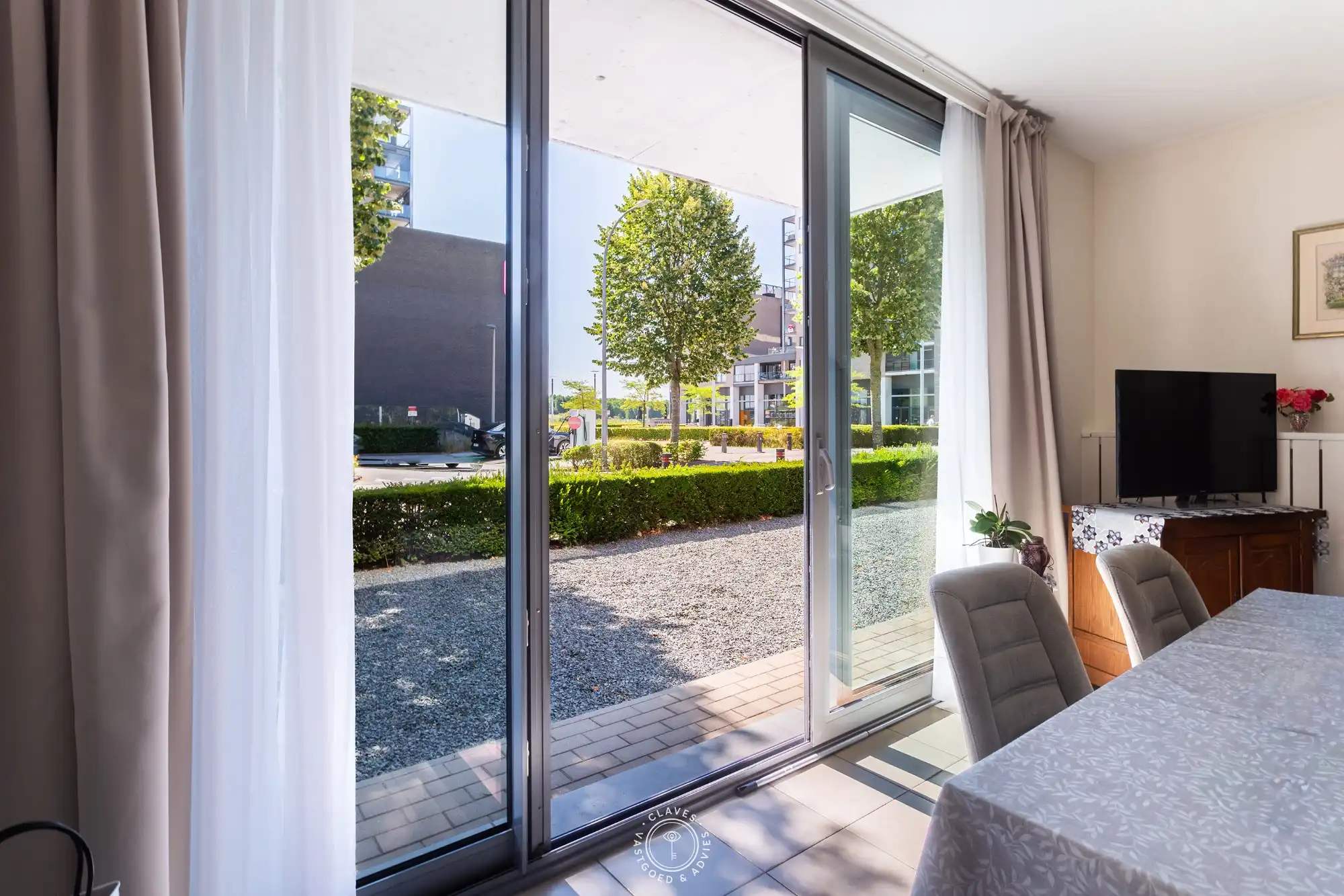 Gelijkvloers appartement met tuin en autostaanplaats op De Zaat foto 4