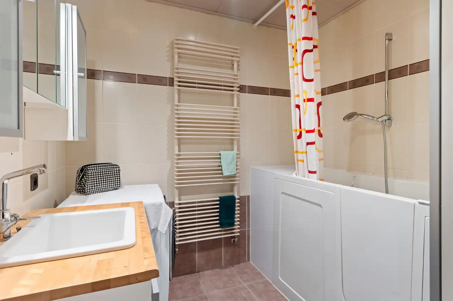 Gelijkvloers appartement met 2 SLPK met garagebox te Kalmthout foto 15