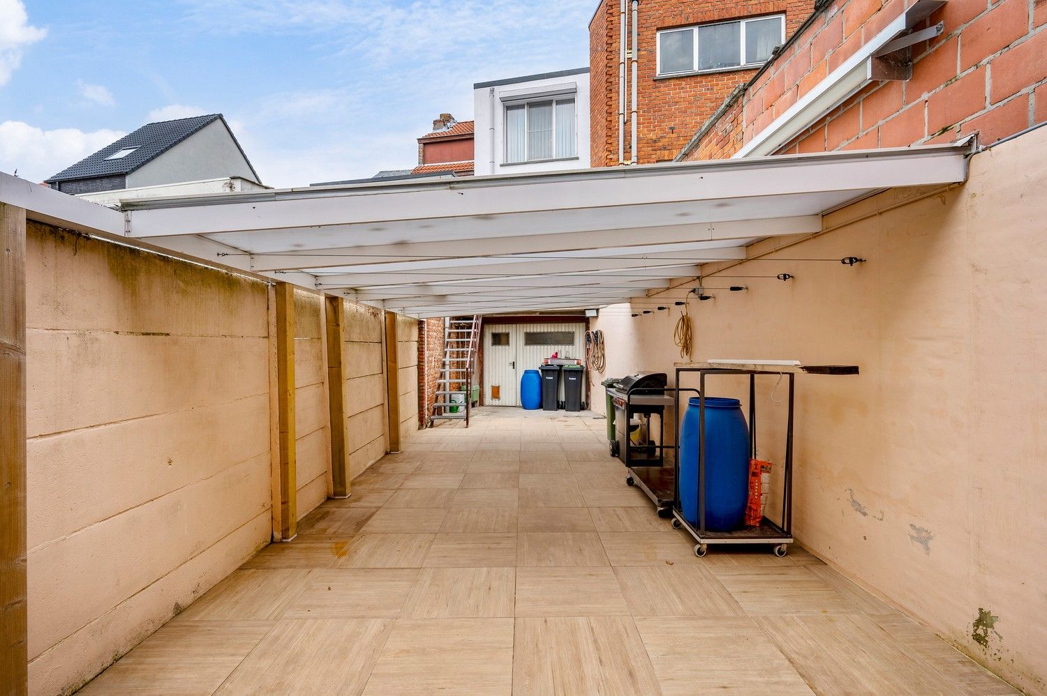 OP TE FRISSEN WONING MET MAGAZIJN VLAK BIJ CENTRUM MECHELEN foto 20