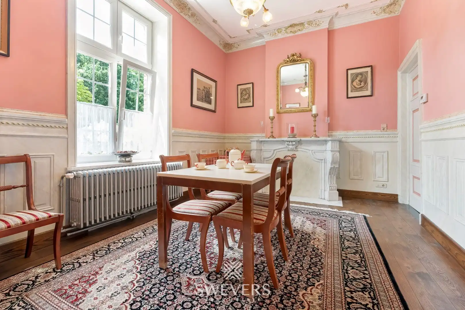 Authentiek herenhuis op 77a met stallingen foto 8