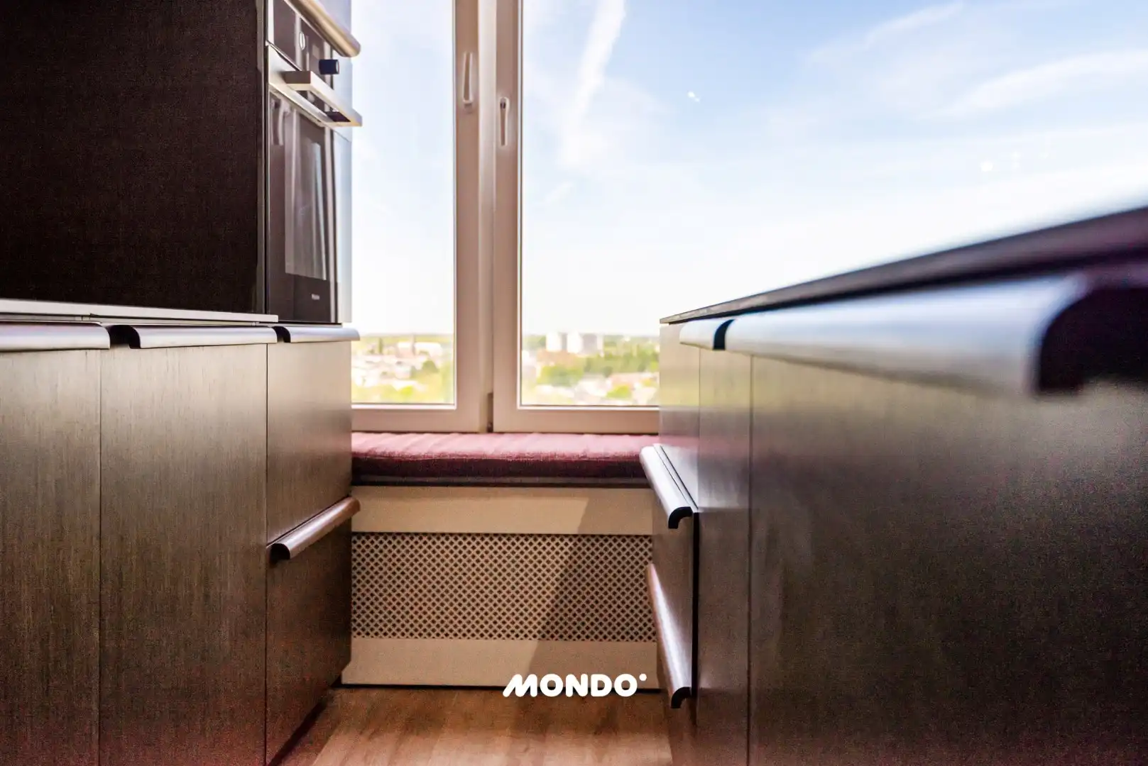 Exclusief appartement met panoramisch zicht op Antwerpen foto 9